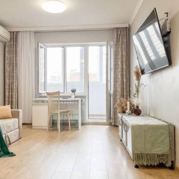 Сдается 1-комнатная квартира, 49,4 м²