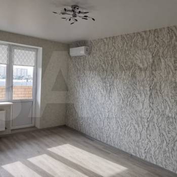 Сдается 1-комнатная квартира, 39 м²