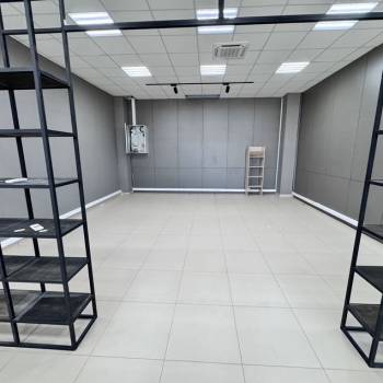 Сдается Нежилое помещение, 110 м²