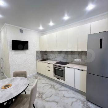 Сдается 1-комнатная квартира, 43 м²