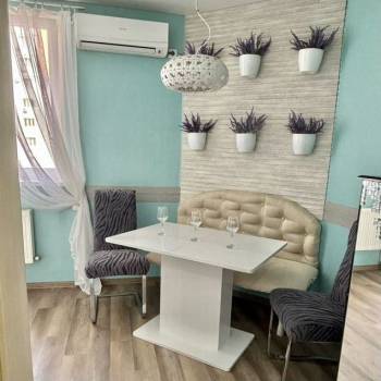 Сдается 2-х комнатная квартира, 65 м²