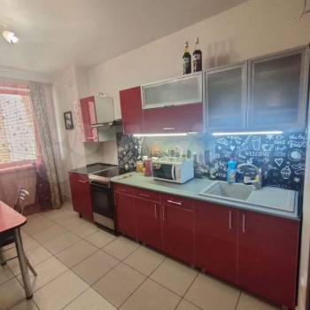 Сдается 2-х комнатная квартира, 80 м²