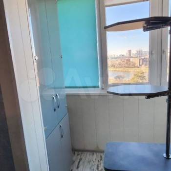 Сдается 1-комнатная квартира, 55 м²