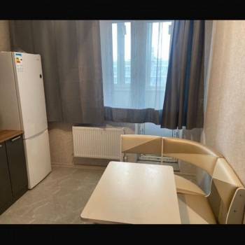 Продается 1-комнатная квартира, 34 м²