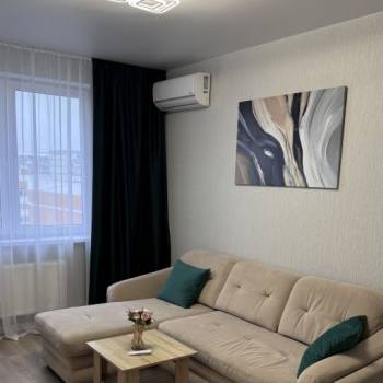 Сдается 1-комнатная квартира, 44 м²