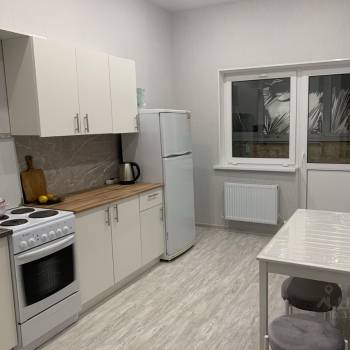 Сдается 1-комнатная квартира, 38 м²