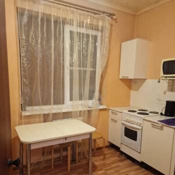 Сдается 1-комнатная квартира, 36 м²