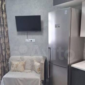 Продается 1-комнатная квартира, 45 м²