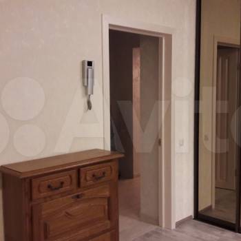 Сдается 2-х комнатная квартира, 87 м²