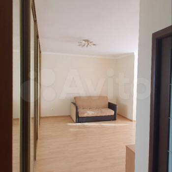 Сдается 1-комнатная квартира, 45 м²