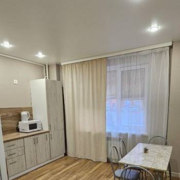 Сдается 1-комнатная квартира, 45 м²