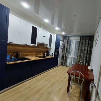 Продается 3-х комнатная квартира, 98 м²