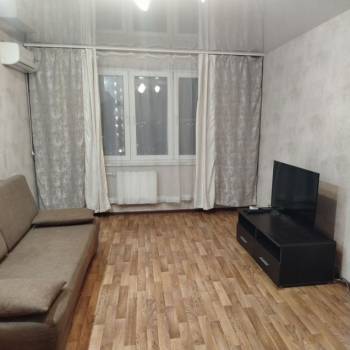 Сдается 1-комнатная квартира, 37,6 м²
