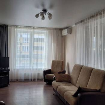 Сдается 2-х комнатная квартира, 64 м²