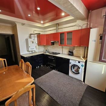 Сдается 1-комнатная квартира, 46 м²