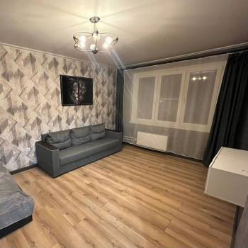 Продается 1-комнатная квартира, 41,3 м²