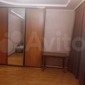 Сдается 1-комнатная квартира, 39 м²