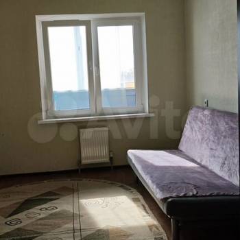 Сдается 1-комнатная квартира, 42 м²