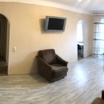 Сдается Многокомнатная квартира, 60 м²