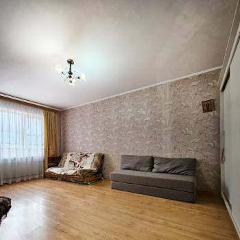 Продается 1-комнатная квартира, 40,2 м²