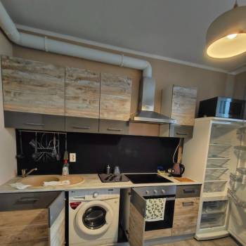 Сдается 1-комнатная квартира, 42 м²