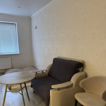 Продается 1-комнатная квартира, 38 м²