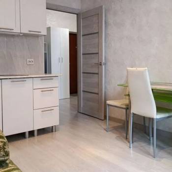 Продается 1-комнатная квартира, 47,6 м²