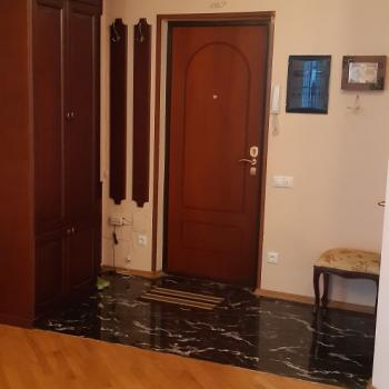 Сдается Многокомнатная квартира, 105 м²