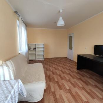 Сдается 1-комнатная квартира, 44 м²