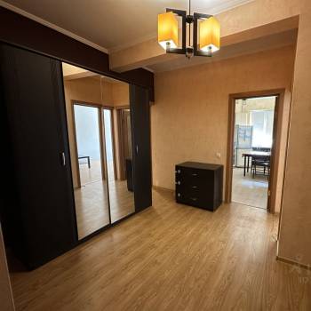 Сдается 2-х комнатная квартира, 65 м²