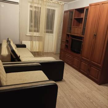 Сдается 1-комнатная квартира, 41 м²