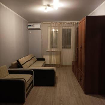 Сдается 1-комнатная квартира, 41 м²