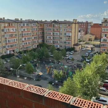Продается 1-комнатная квартира, 38 м²