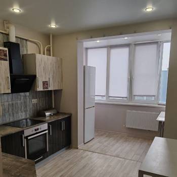 Сдается 1-комнатная квартира, 40 м²