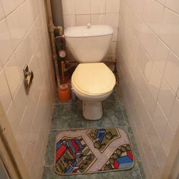 Продается Многокомнатная квартира, 63 м²