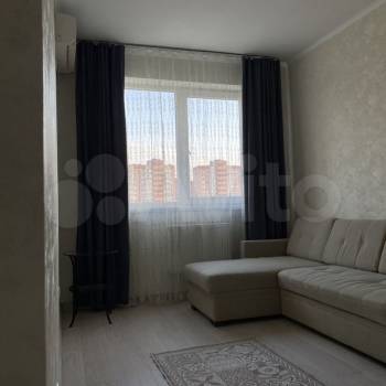 Сдается 1-комнатная квартира, 35,2 м²