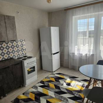 Сдается 1-комнатная квартира, 37 м²