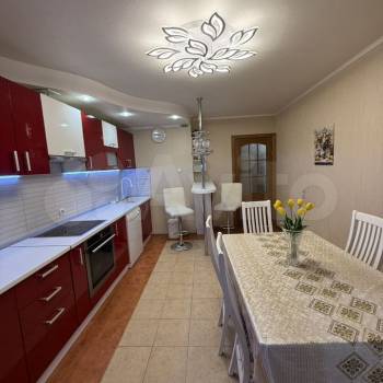 Продается 3-х комнатная квартира, 90,9 м²