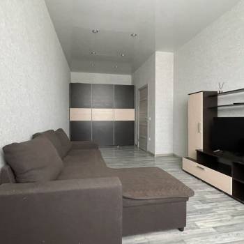 Сдается 1-комнатная квартира, 38 м²