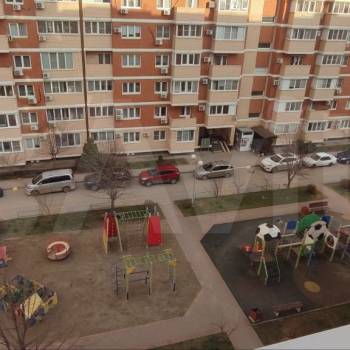 Сдается 1-комнатная квартира, 38 м²