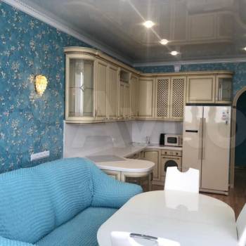 Сдается 1-комнатная квартира, 55 м²