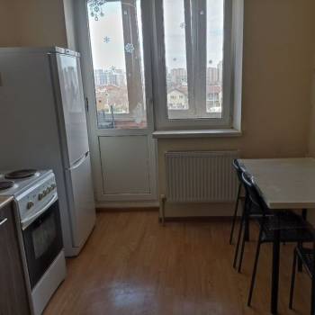 Продается 1-комнатная квартира, 33 м²