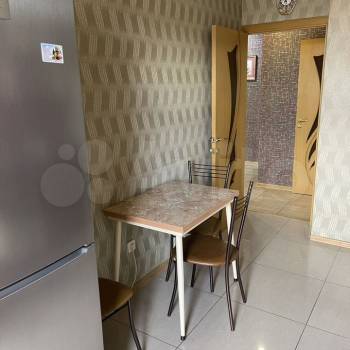 Сдается Многокомнатная квартира, 75 м²