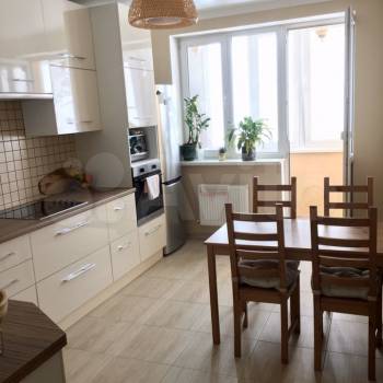 Сдается 1-комнатная квартира, 43 м²