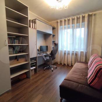 Продается Многокомнатная квартира, 122 м²