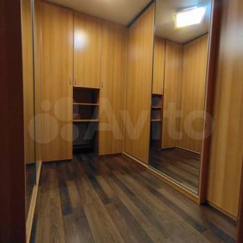 Продается Многокомнатная квартира, 122 м²