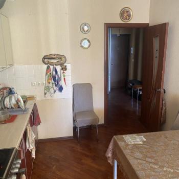 Продается 1-комнатная квартира, 44 м²