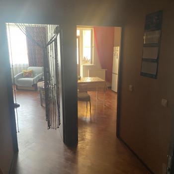 Продается 1-комнатная квартира, 44 м²