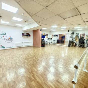 Продается Нежилое помещение, 430,6 м²
