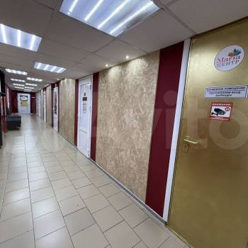 Продается Нежилое помещение, 430,6 м²